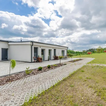 Lotnik Nad Jeziorem Penzion Nikutowo